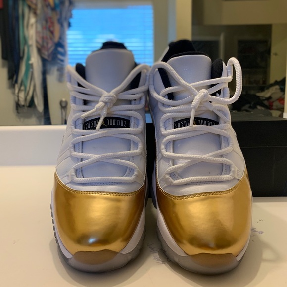 Jordan Retro 11 Low Closing Ceremony, Men’s 11 - Picture 5 of 8
